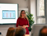 Ein Ausschnitt aus den Learning Days bei Hermes Germany: Nora gibt hilfreiche Tipps zur Nutzung von KI.