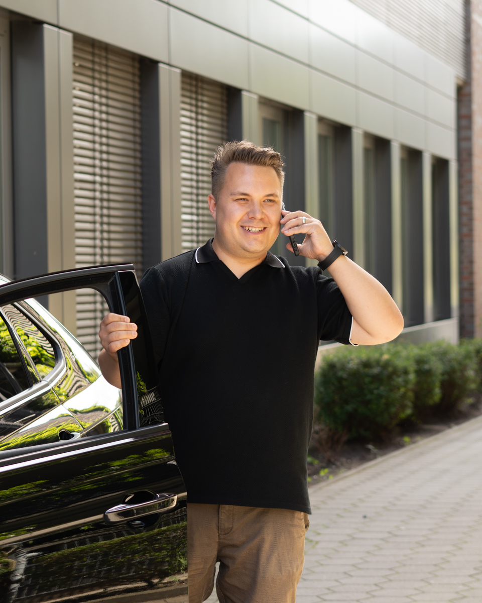 Can, Field Sales Executive, auf Außendienst-Tour